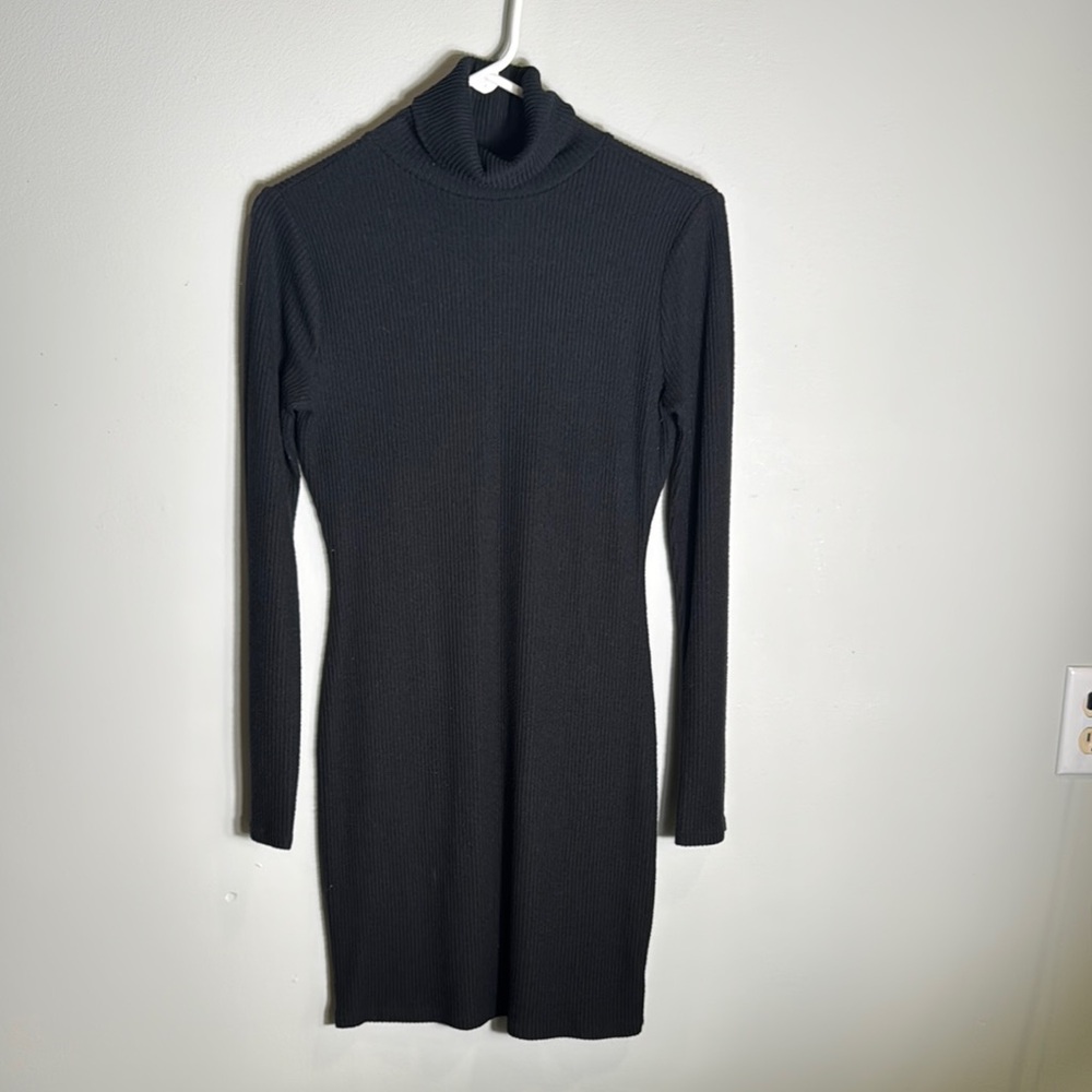 SO Elegant Black Knit Turtleneck‎ Dress
